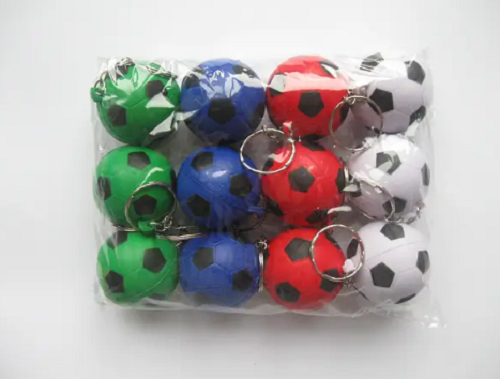 Брелок Мяч футбольный мягкий плавающий 4 см  11608      