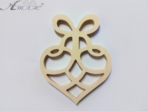 Дерев'яне серце з Бантом 12,5*1*15,5см.  0080