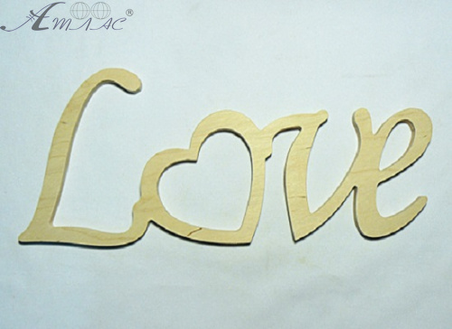 Дерев'яне Слово "LOVE" із серцем 0464
