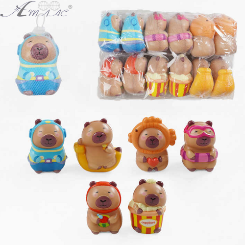 Іграшка антистрес Сквіш Капібара у костюмі 10 см мікс  С70627