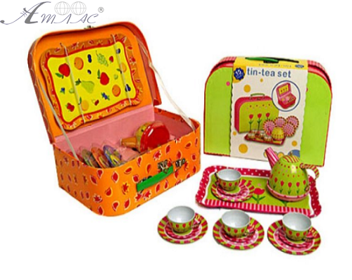 Іграшка Набір Чайний метал на 4 персони у валізі 066 Іграшка Набір Чайний метал на 4 персони у валізі 066
