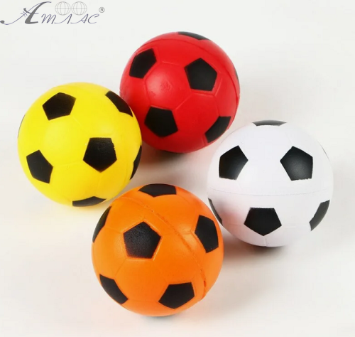 Игрушка Мячик мягкий фомовый 10 см. футбол  9680-10
