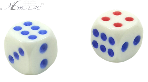 Кубики кости игральные зарики 1 шт 1см  15430