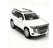 Машинка Toyota Land Cruiser 300 пластик свет и звук 19см  13816