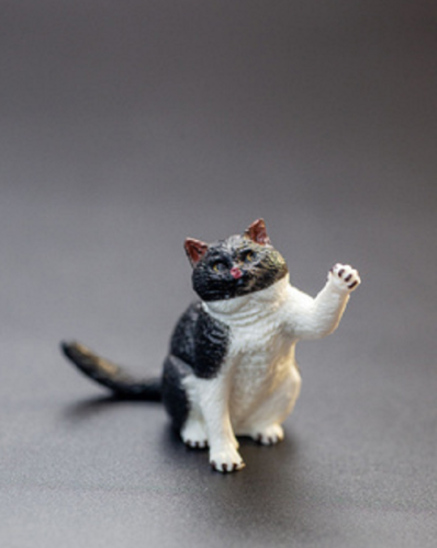 Игрушка Фигурка Кота Черно - Белый 5 см  12731
