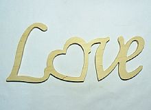 Деревянное Слово "LOVE" с сердцем   0464