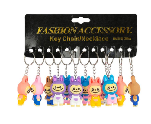 Брелок Лабубу в комбинезоне резиновый 6 см  2516