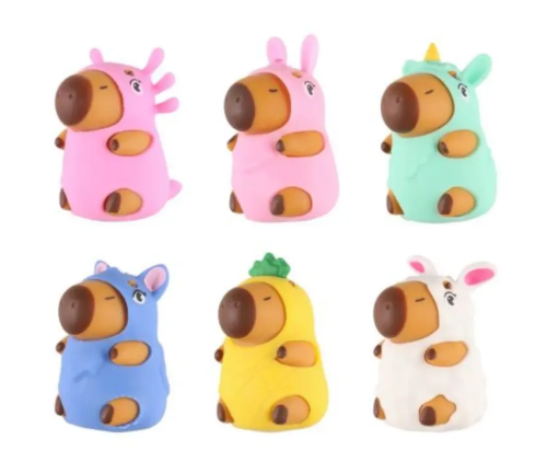 Игрушка Капибара в костюме Антистресс Сквиш  8 см микс  С24602