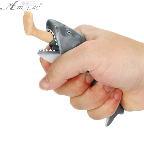 Іграшка гумова антистрес Акула з ногою сіра 13см  13484 фото 2