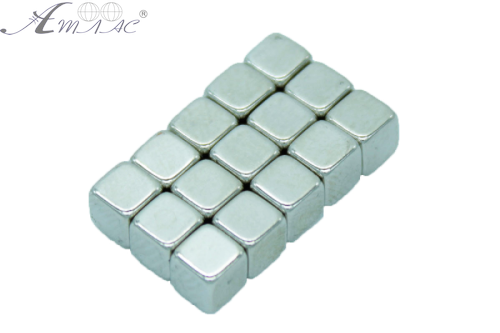 Магніт неодимовий для дошки Куб 1шт 2,7х2,7х2,7мм 13519 Магніт неодимовий для дошки Куб 1шт 2,7х2,7х2,7мм 13519