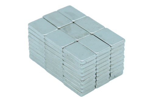 Магнит неодимимовый для доски 1шт 25 х 6 х 1,5мм  16977