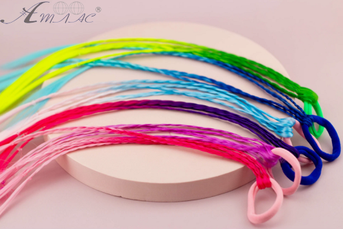 Іграшка Кіски плетені яскраві 40 см на гумці  16514