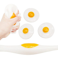 Игрушка Лизун держащий форму Яйцо Глазунья  8см  1163