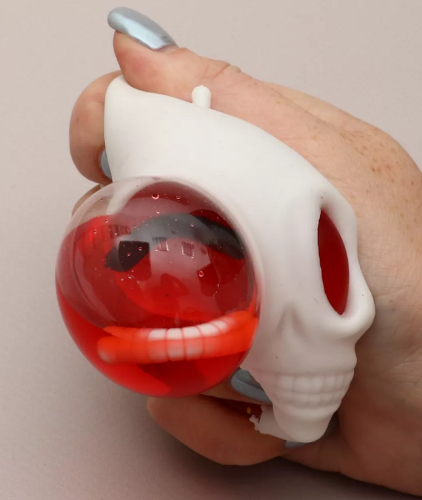 Игрушка Прикол Череп с червями силикон  8899