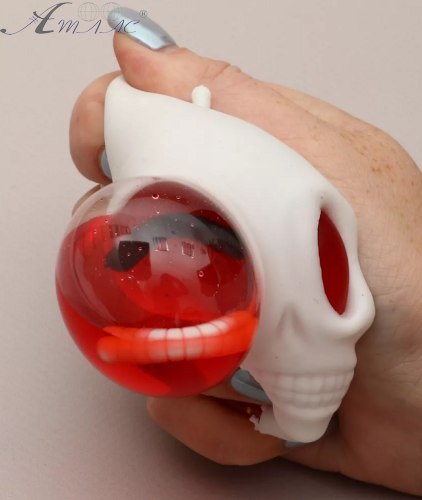 Іграшка Прикол Череп з черв'яками сілікон  8899