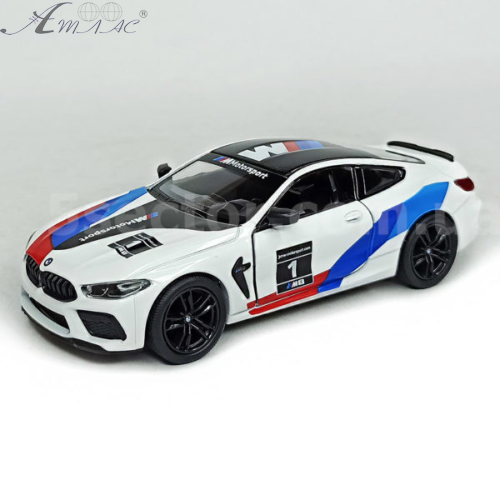 Машинка Kinsmart BMW М8 Competition розмальована  KT5425FW