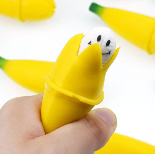 Игрушка прикол Банан Pop it  11 см  01031