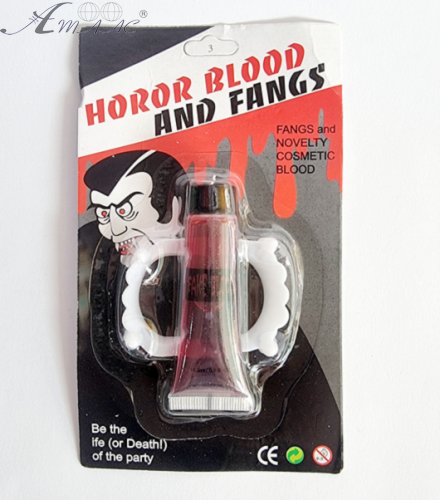 Іграшка Ікла з тюбиком крові блістер  08528