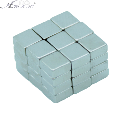 Магніт неодимимовий для дошки 1шт 4,7 х 4,7 х 2,7 мм 02271 Магніт неодимимовий для дошки 1шт 4,7 х 4,7 х 2,7 мм 02271