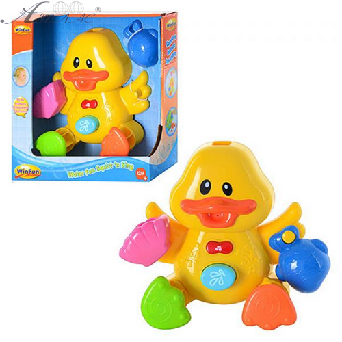 Іграшка для ванної Каченя бризкалка співає у коробці  7108-Nl