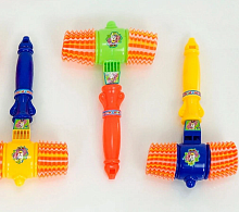 Іграшка Молоток пищалка 25 см у сітці  7777