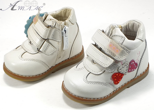 Черевики шкіряні Том.М р.18 білі з серцями 11347