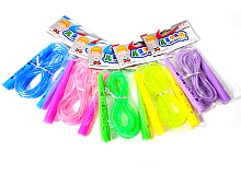 Скакалка пластикова кольорова яскрава довжина 2,70 м  09558