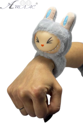 Іграшка м'яка Лабубу Сірий браслет 24х9х9 см  M18664