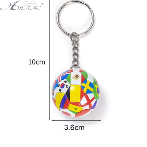 Брелок М'яч футбольний з прапорами 3,6 см  11616