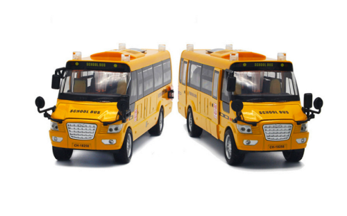 Игрушка Автобус Школьный DieCast Replska 23см двери свет звук   671 фото 2